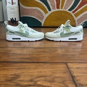 Nike Air Max Sneakers in Light Green and White